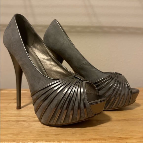 Deb 5” Silver Stiletto Heels - Picture 2 of 5